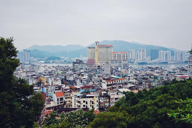 澳门半岛文化特色是什么