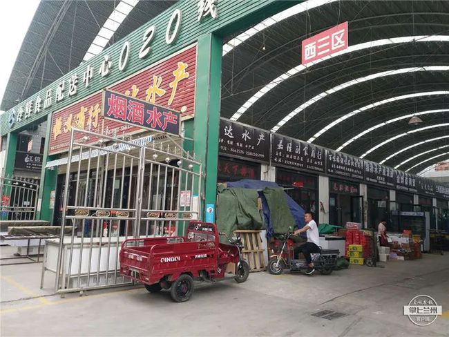 百货批发市场的货源