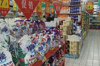 百货糖果批发市场在哪